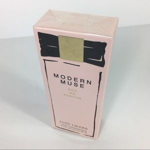 Estee Lauder Makeup - Modern Muse by Estée Lauder Estee Lauder Makeup - Modern Muse by Estée Lauder